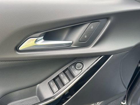 New 2026 Chevrolet Equinox LT w/ Convenience Package II image 8