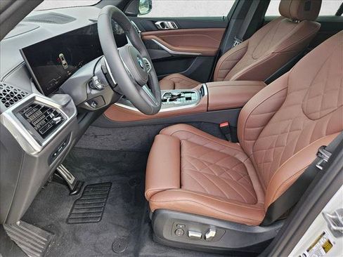 Used 2026 BMW X5 xDrive40i w/ M Sport Package AWD/4WD image 15