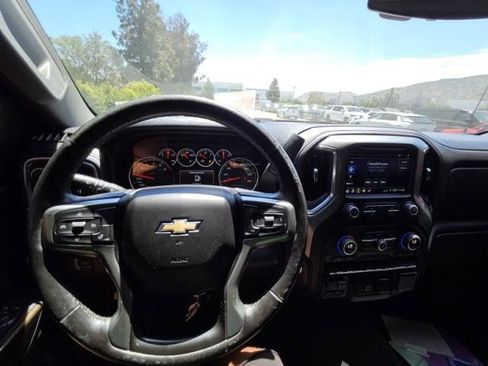 Used 2019 Chevrolet Silverado 1500 LT w/ All-Star Edition AWD/4WD image 4