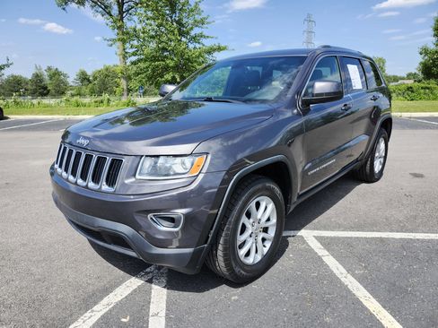 Used 2016 Jeep Grand Cherokee Laredo w/ Quick Order Package 23E AWD/4WD image 12