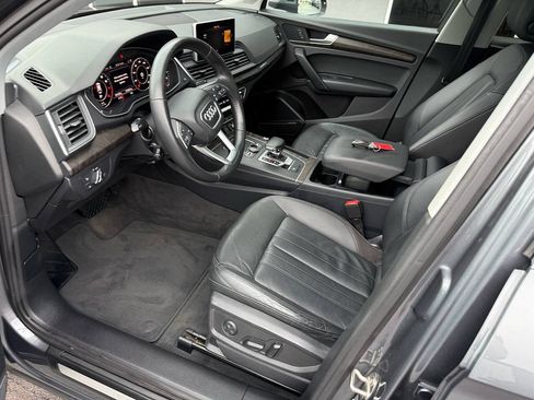 Used 2018 Audi Q5 2.0T Premium Plus w/ Premium Plus Package AWD/4WD image 10