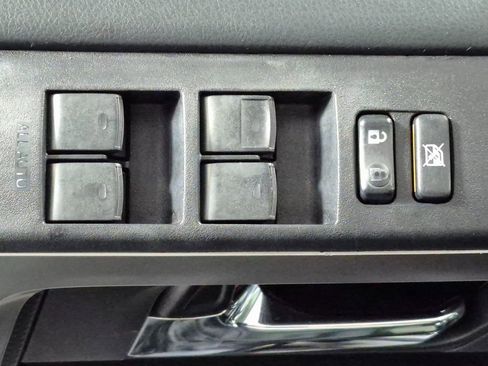 Used 2016 Toyota 4Runner SR5 image 14