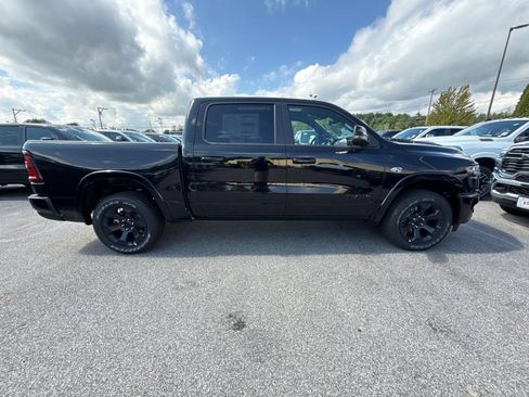 New 2026 RAM 1500 Big Horn AWD/4WD image 6