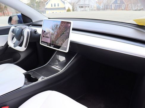 Used 2020 Tesla Model Y Long Range image 21