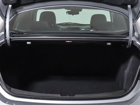 Used 2023 Chevrolet Malibu LT image 13