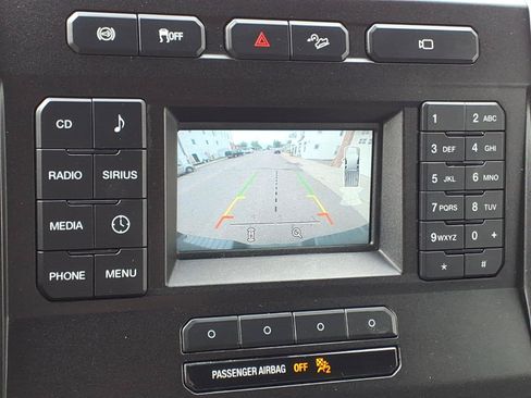Used 2018 Ford F250 XLT w/ XLT Value Package AWD/4WD image 15
