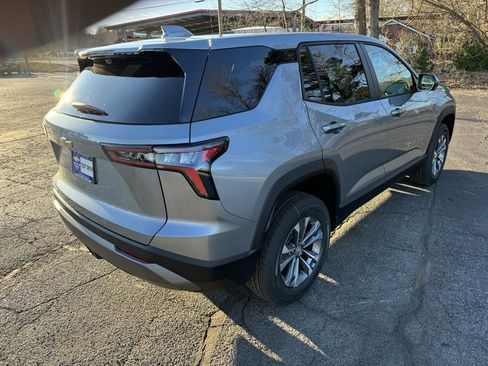 New 2026 Chevrolet Equinox LT w/ Convenience Package II image 7