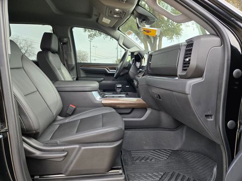 Certified 2023 Chevrolet Silverado 1500 LT Trail Boss w/ LT Trail Boss Premium Package image 29