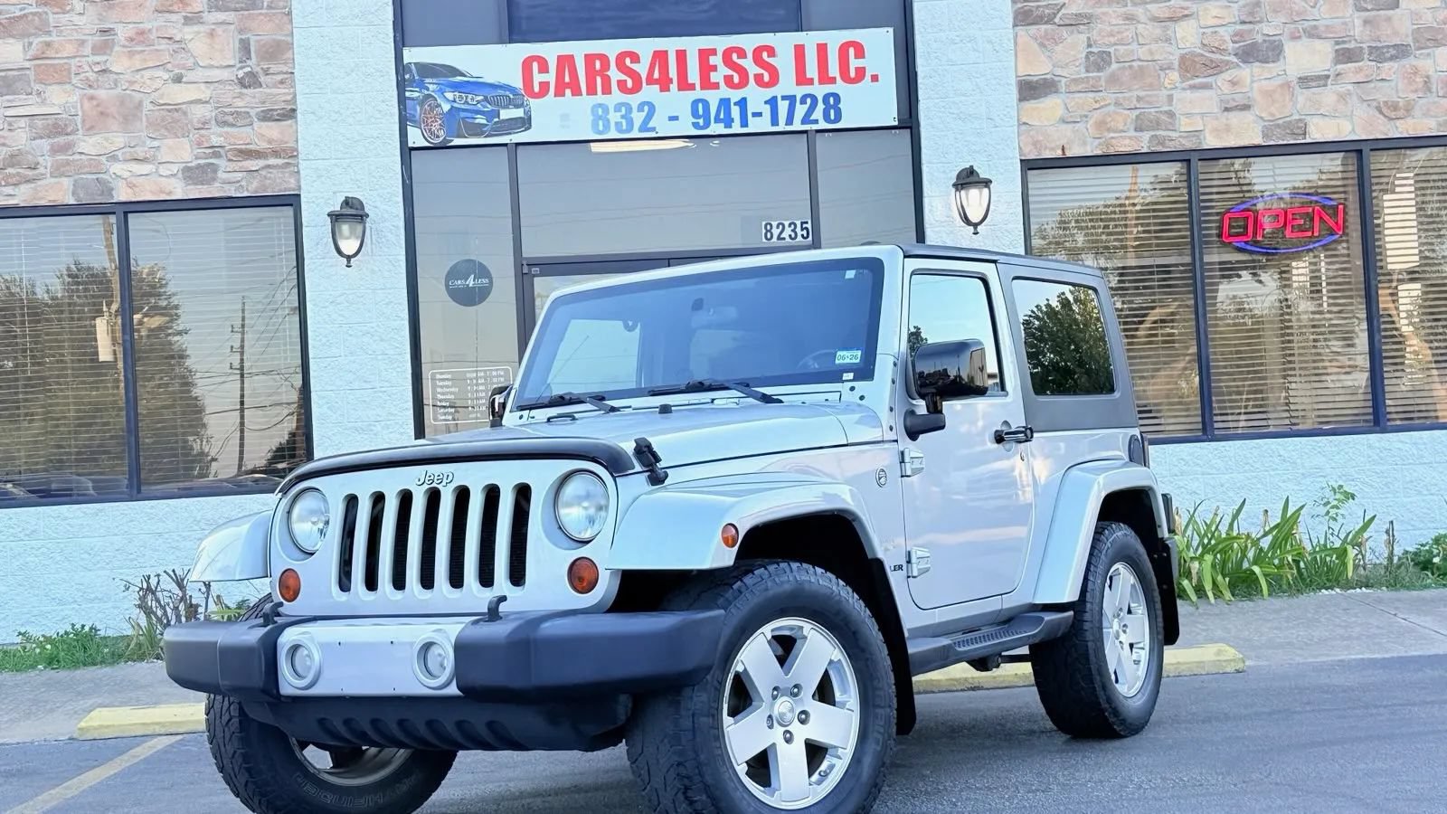 Used 2010 Jeep Wrangler Sahara w/ Trailer Tow Group AWD/4WD image 3