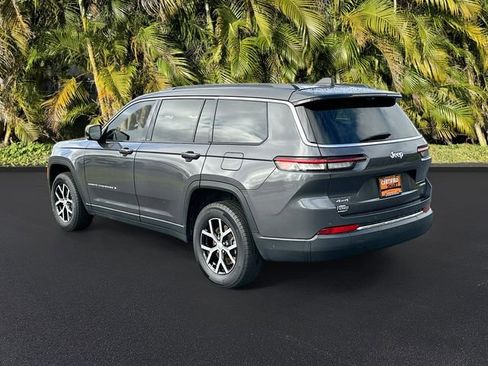 Used 2024 Jeep Grand Cherokee L Limited w/ Luxury Tech Group II image 7