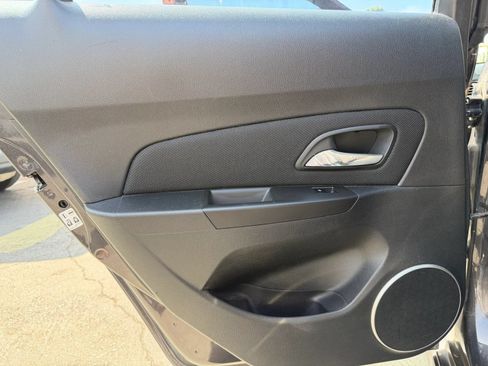 Used 2015 Chevrolet Cruze LT w/ Sun And Sound Package FWD image 31