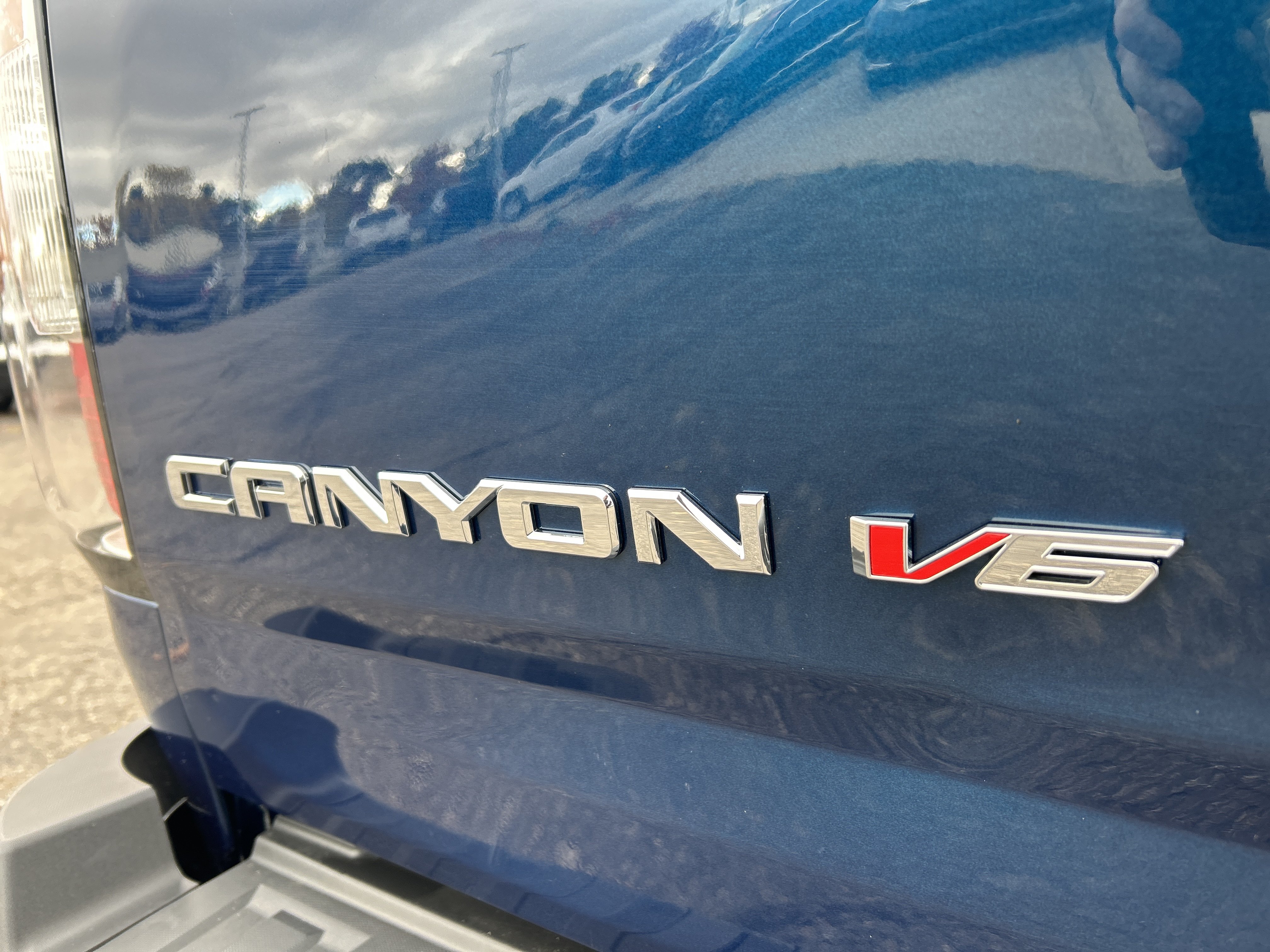 Used 2019 GMC Canyon SLE w/ Driver Alert Package AWD/4WD image 27