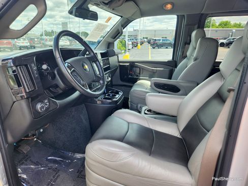 Used 2020 Chevrolet Express 2500 w/ Enhanced Convenience Package RWD image 25