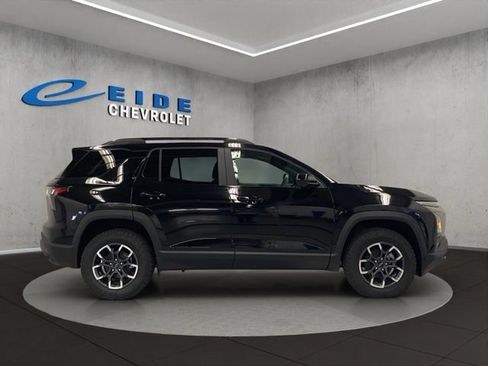 New 2026 Chevrolet Equinox ACTIV w/ Convenience Package III AWD/4WD image 2