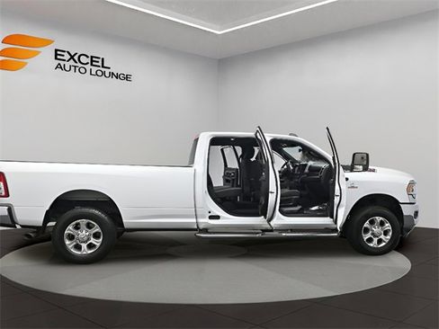 Used 2024 RAM 3500 Big Horn image 45
