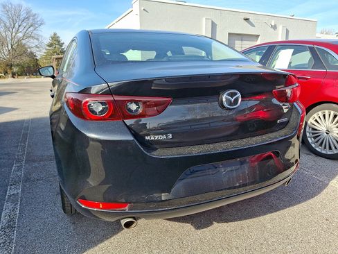 Used 2022 MAZDA MAZDA3 s image 7