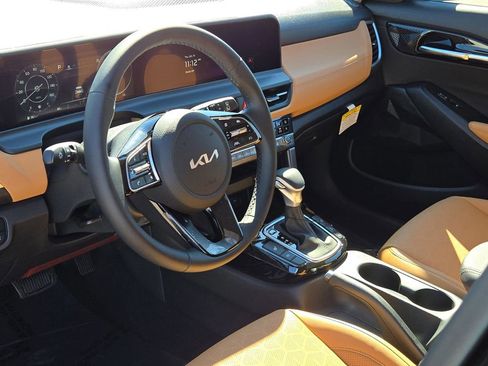 New 2026 Kia Seltos EX image 17