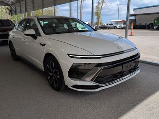 Used 2024 Hyundai Sonata SEL video 2