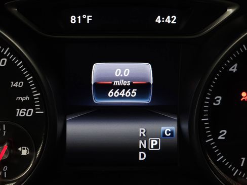 Used 2018 Mercedes-Benz GLA 250 4MATIC image 19
