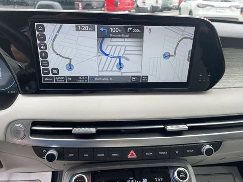 Used 2024 Hyundai Palisade Calligraphy FWD image 21
