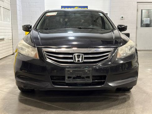 Used 2012 Honda Accord SE image 2