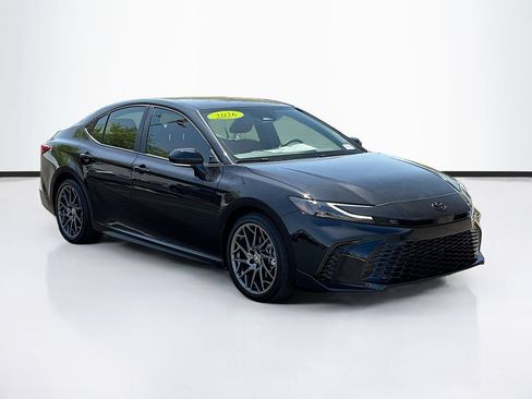 Used 2026 Toyota Camry XSE FWD image 3