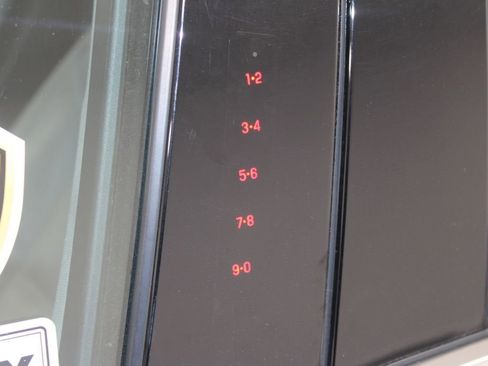 Used 2022 Lincoln Corsair Reserve w/ Equipment Group 201A image 21