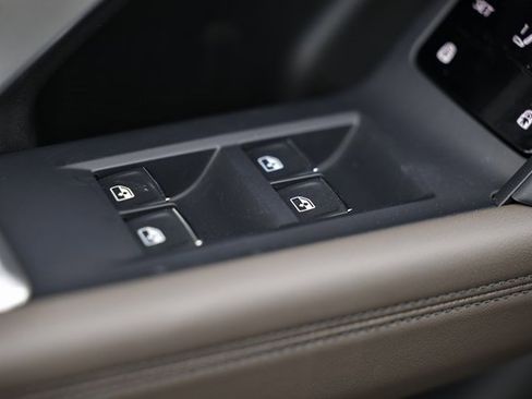 New 2025 Audi Q5 Premium Plus image 17