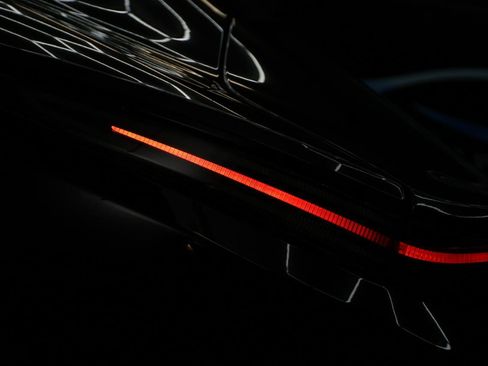 Used 2020 Aston Martin V8 Vantage Coupe RWD image 6