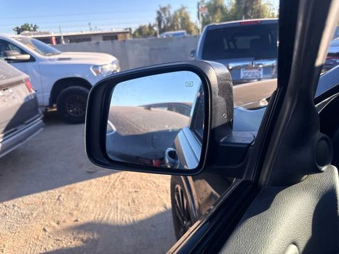Used 2017 Jeep Grand Cherokee Altitude AWD/4WD image 19