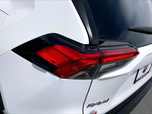 Used 2023 Toyota RAV4 XLE FWD image 30