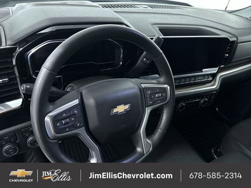 Certified 2025 Chevrolet Silverado 1500 LT image 21