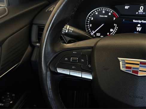 Used 2025 Cadillac CT4 Luxury RWD image 25
