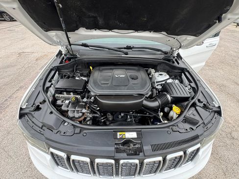 Used 2017 Jeep Grand Cherokee Limited w/ Luxury Group II RWD image 22