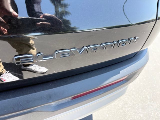 Used 2024 GMC Acadia Elevation AWD/4WD image 27