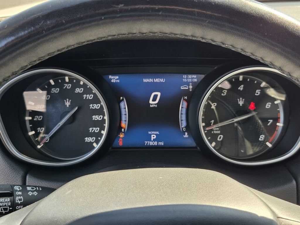 Used 2020 Maserati Levante AWD/4WD image 27