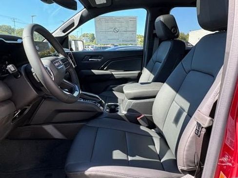 New 2026 GMC Canyon Elevation w/ Convenience Package image 14