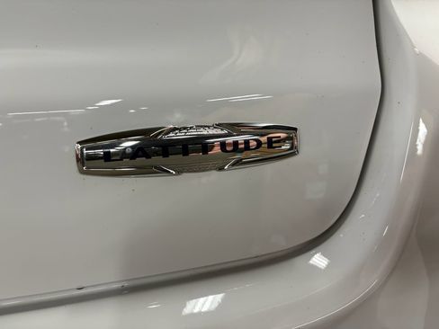 Used 2022 Jeep Compass Latitude image 22