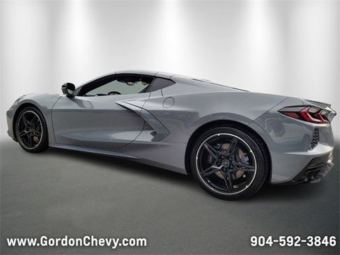 Used 2024 Chevrolet Corvette Stingray Preferred Cpe w/ 2LT image 3