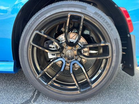 Used 2023 Dodge Charger GT w/ Technology Group RWD image 13