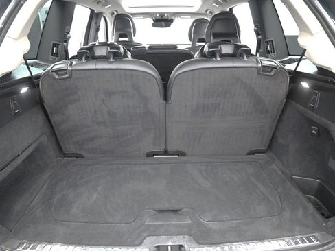 Used 2018 Volvo XC90 T6 Momentum w/ Convenience Package AWD/4WD image 28