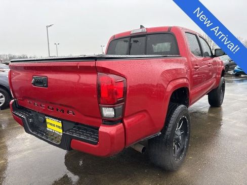 Used 2019 Toyota Tacoma SR w/ SR Convenience Package image 7