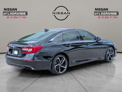 Used 2022 Honda Accord Sport image 5
