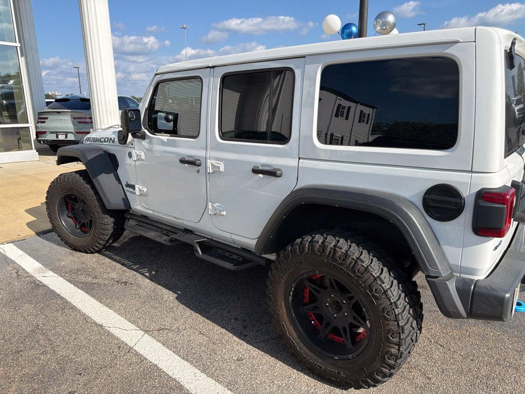 Used 2022 Jeep Wrangler Unlimited Rubicon 4xe w/ Dual Top Group AWD/4WD image 3
