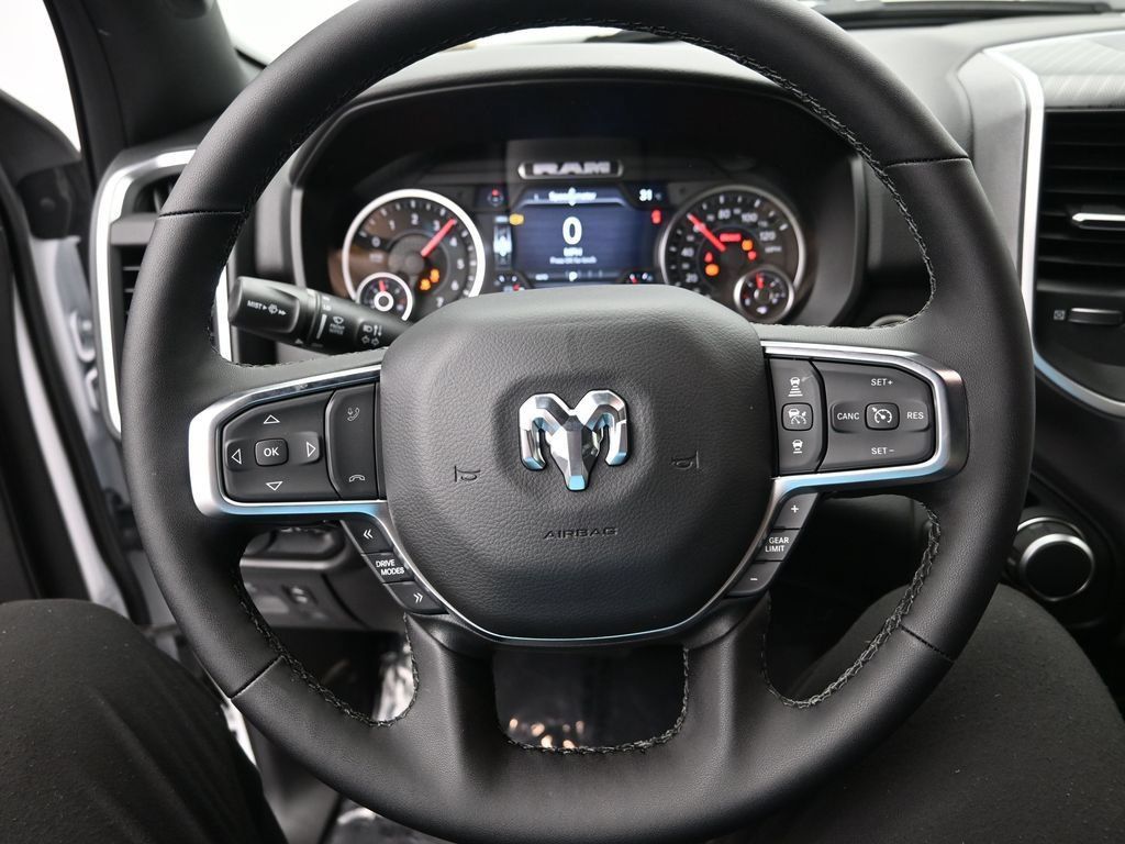 New 2025 RAM 1500 Big Horn AWD/4WD image 14