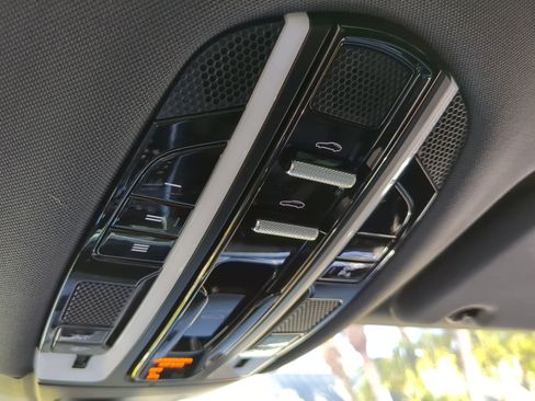 Used 2018 Porsche Panamera 4S w/ Premium Package Plus image 23