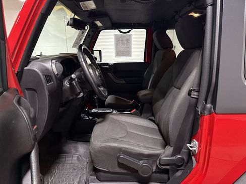 Used 2017 Jeep Wrangler Sport AWD/4WD image 18