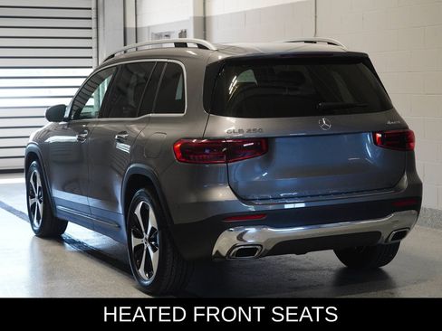 Used 2026 Mercedes-Benz GLB 250 4MATIC image 4