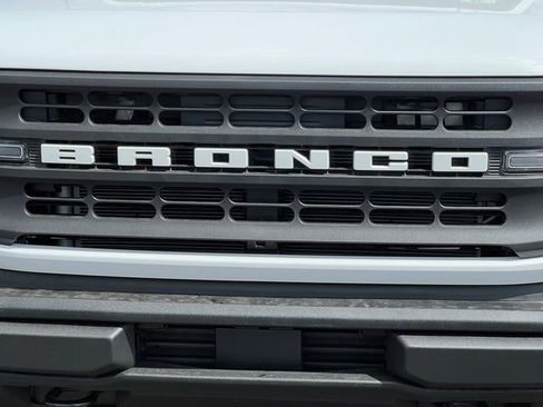 New 2026 Ford Bronco 2-Door image 31