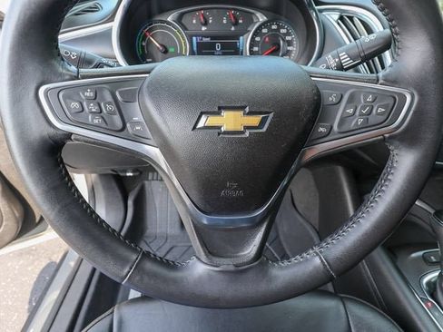 Used 2018 Chevrolet Malibu Hybrid w/ Leather Package FWD image 17